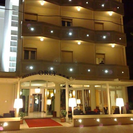 Hotel Orly เชเซนาติโก ภายนอก รูปภาพ